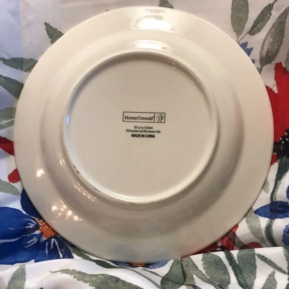 DONATED Lot of four Home Trends “Oh La La Rooster”8.5” Salad Plates - Picture 4 of 8